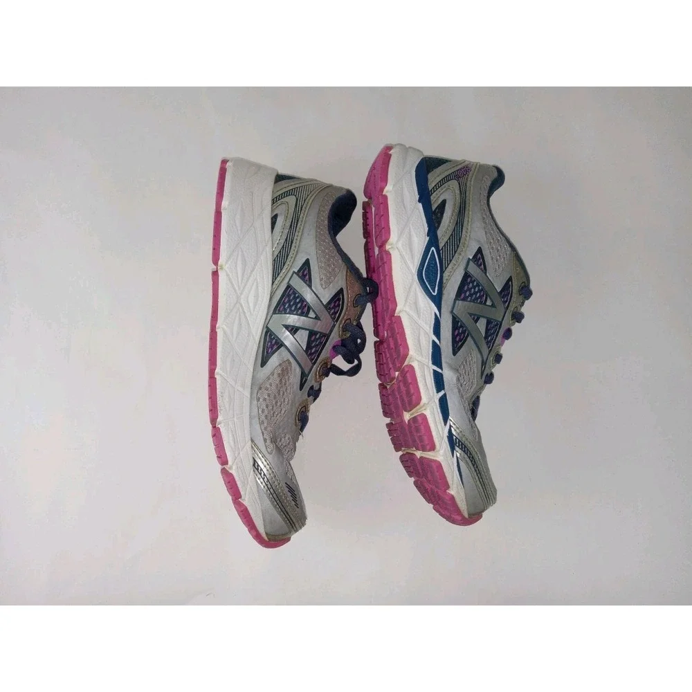 New Balance 840 v3‎ Running Shoes Womens 10 Silver Purple Athletic Gym Sneakers